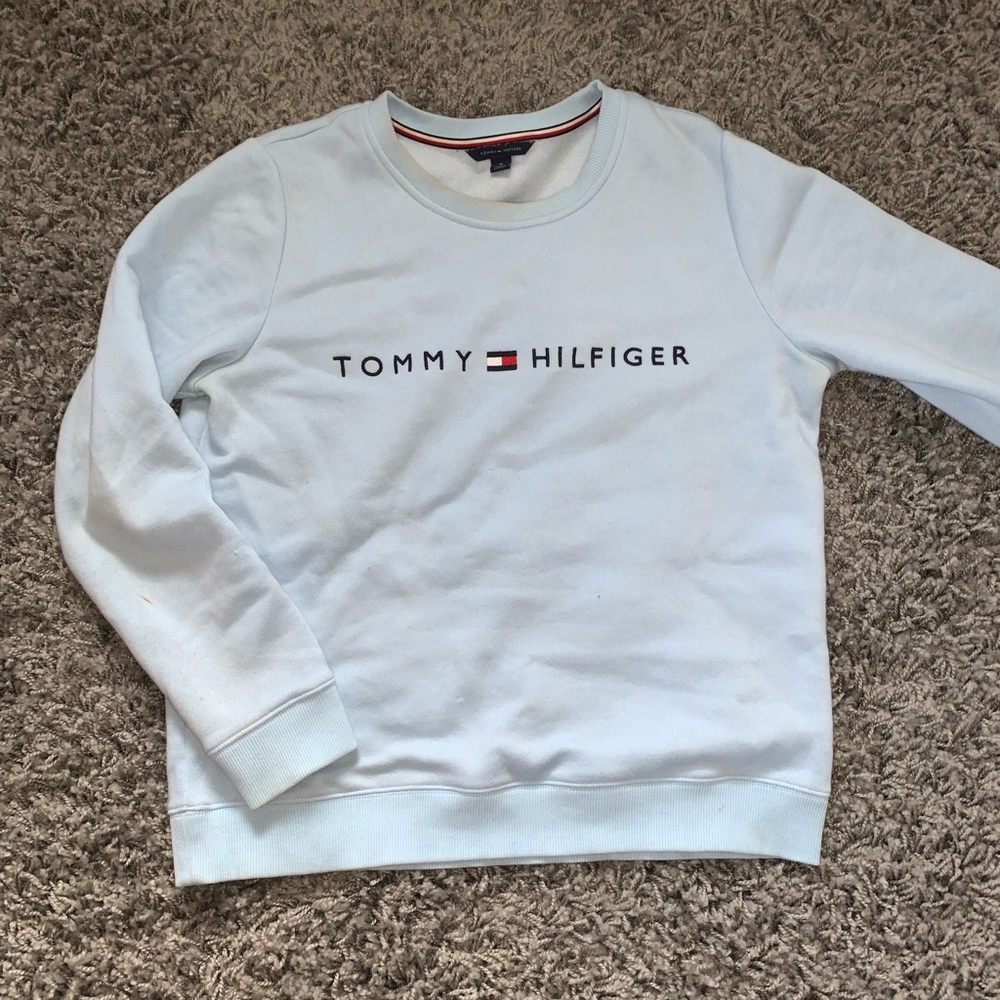 sweatshirt